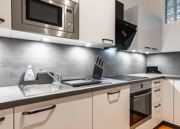 Trendy With - Smart Tv, Coffee Machine In Meidling * Вена