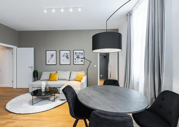 Trendy With - Smart Tv, Coffee Machine In Meidling *