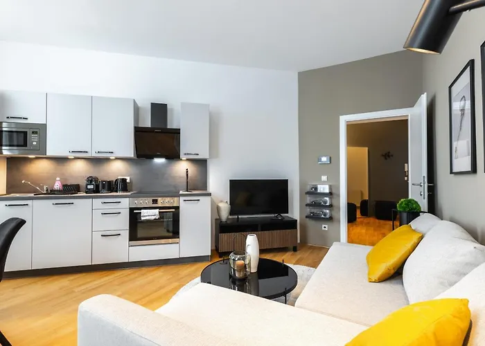 Trendy With - Smart Tv, Coffee Machine In Meidling Вена